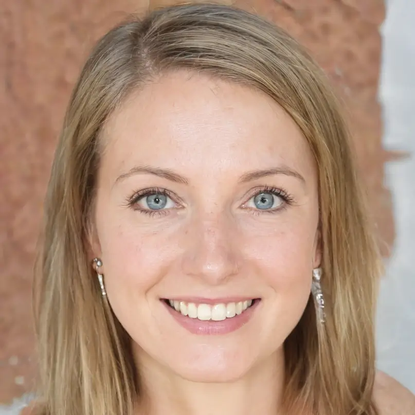 Emily Carter – Food stylist and photography lead